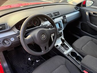Volkswagen Passat B7 kombi 2.0 TDI 103 KW DSG - 15