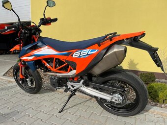 KTM 690 SMC R - 15