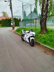 Yamaha YZF R6 - 15