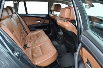 BMW E61 525i (3,0l) - 15