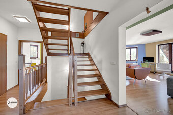 Atypický dům - 4 bytové jednotky na pozemku 2.509 m2, ul. K  - 15