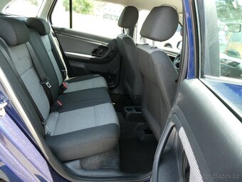 Škoda Fabia 1.2 TSi 63kW klima, webasto, serviska, 2.majitel - 15