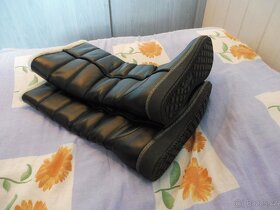 Černé zateplené koženkové dámské kozačky, vel.38 (5) - 15