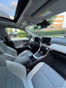 Toyota Rav 4 Hybrid, 2021,Automat, Nová STK - 15