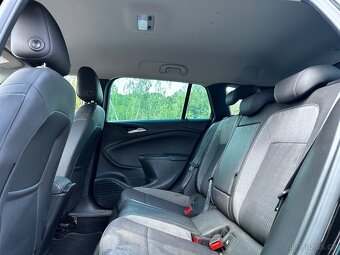 Opel Astra K Sports Tourer+, 2020, najeto 110.301 km - 15