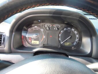 Škoda Octavia 1.9TDi 66kw(90hp) r.v.3/2004 - 15