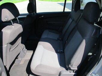 OPEL ZAFIRA 2.2 i - Tažné zařízení, 7 míst - 15