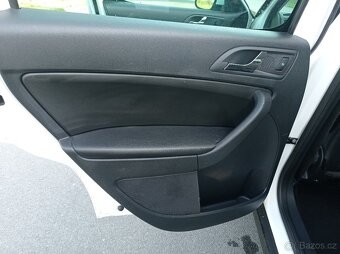 ŠKODA YETI 4X4 2.0 TDI/103KW,89 tis.KM,TOP STAV - 15