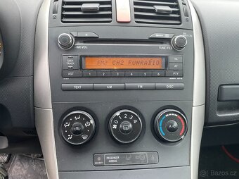 Toyota Auris 1.4 2008 - 15