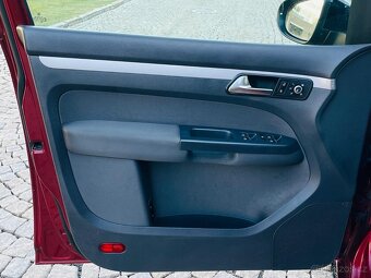 Volkswagen Touran 1.2TSI 7MÍST MANUÁL VÝHŘEV SERVISKA - 15