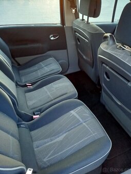 Prodám Renault Megane Scenic 1,6 benzín, 83kw, r.v. 4/2004 - 15
