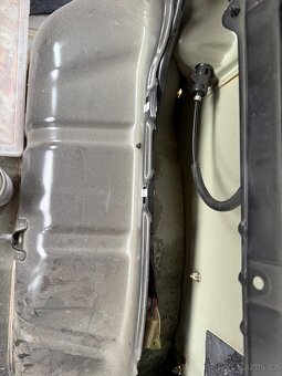 Suzuki Jimny 1.3 benzín 4x4 2006 - 15