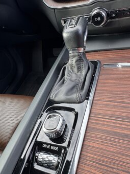 Volvo XC60 2.0 i , INSCRIPTION, Koupeno v ČR - 15