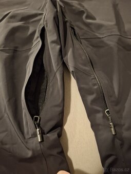 NOVÁ lyžařská bunda SPYDER PINNACLE a kalhoty SPYDER BORMIO - 15