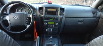Kia Sorento SUV 4x4 automaticka prevodovka - 15