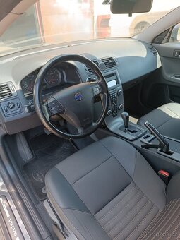 Volvo v50 - 15