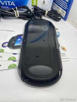 PS Vita 3G Wi-Fi (PCH-1104) OLED - 15