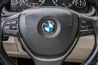 BMW Rad 5 530d 3.0 Gran Tourismo 180kW - 15