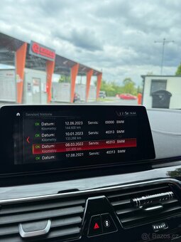 BMW 540i X-drive 250KW M-Paket CZ - 15