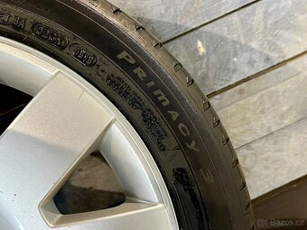 Originál alu kola Škoda 5x112 R17, letní pneu 225/45 R17 - 15