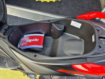 Aprilia SR GT 200 SPORT E5 - 15