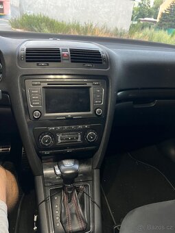 Octavia 2 combi 2012 rs 2.0 tdi + 6° automatická převodovka - 15
