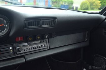 Porsche 911 SC 1982 - 15