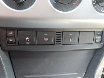 FORD FOCUS 1.6 DURATEC TREND - 15