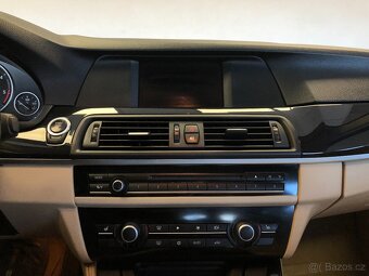 BMW 5 525d Touring - 15