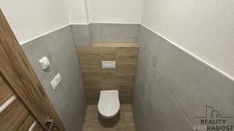 Prodej rodinného domu v obci Kravsko za 8 990 000 Kč. Cena z - 15