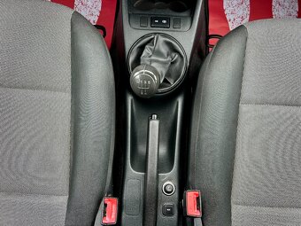 Škoda Roomster 1.2 TSI 63 kW ROZVODY,Stav,Klima - 15