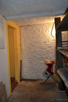 Kramolna - Lhoty - prodej chaty s pozemkem 376 m2 - 15