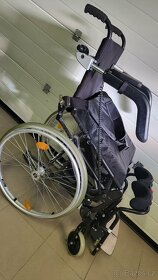 invalidni vozík 40cm 44cm s elektrickou vertikalizaciou - 15