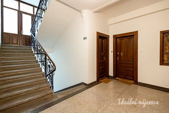 Pronájem bytu 1+kk, Na spojce, Vršovice, 14000 Kč/měs, 18 m2 - 15