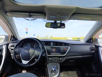 Prodám Toyota Auris - 15