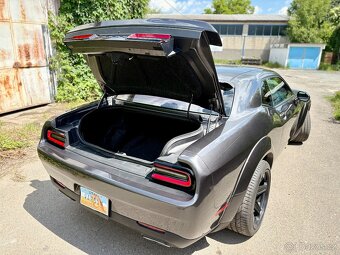 2015 Dodge Challenger | Widebody | 95.000km | 300 koní - 15