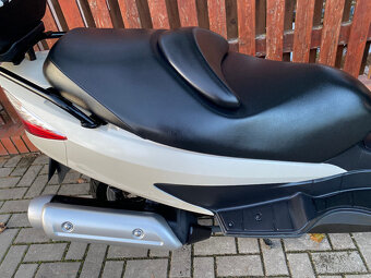 Suzuki Burgman 125 Nové v ČR - 15