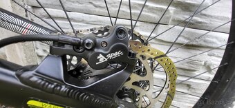 Prodám 2ks zánovních trailbiků GT Sensor Carbon Elite 29" L - 15
