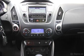 Hyundai ix35 2.0 CRDi, 100 kW, 4x výhřev - 15