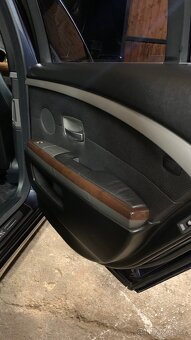 Bmw 7 series E65 - 15