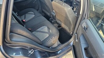 ŠKODA FABIA COMBI FACELIFT 1.4 16V, KLIMA, TAŽNÉ ZAŘÍZENÍ - 15