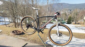 Karbonovè kolo Maxbike, rám 21, kola 29” - 15