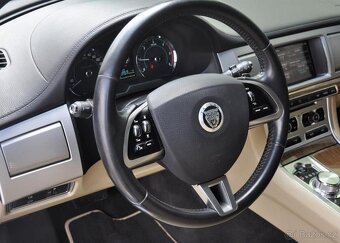 Jaguar XF 2.2 I4D SPORTBRAKE - 15