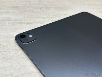 iPad Pro 13 256GB Wi-Fi + Cellular Space Black, 100% batéria - 15