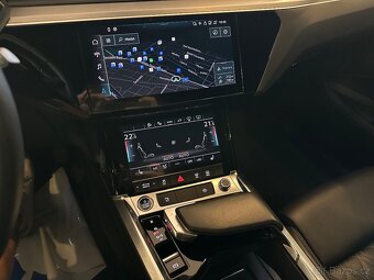 AUDI E-TRON 55 300KW SPORTBACK S-LINE R22 NOČNÍ VIDĚNÍ TAŽNÉ - 15