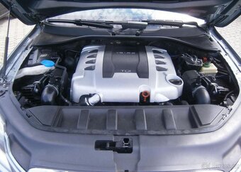 Audi Q7 4.2TDi V8,Quattro,tažné nafta automat 240 kw - 15