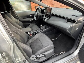 Corolla, 1.8Hybrid E-Cvt Comfort Sports,ČR,DPH - 15