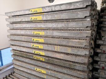 Prodám lešení Layher blitz 73, pole 2,57m (Alfix) - 15