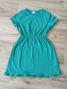 Dívčí šatečky a sukýnka - 15