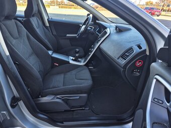 VOLVO XC60 2.4D 120 KW 5 VÁLEC AWD - MANUÁL - LED- 1 MAJITEL - 15